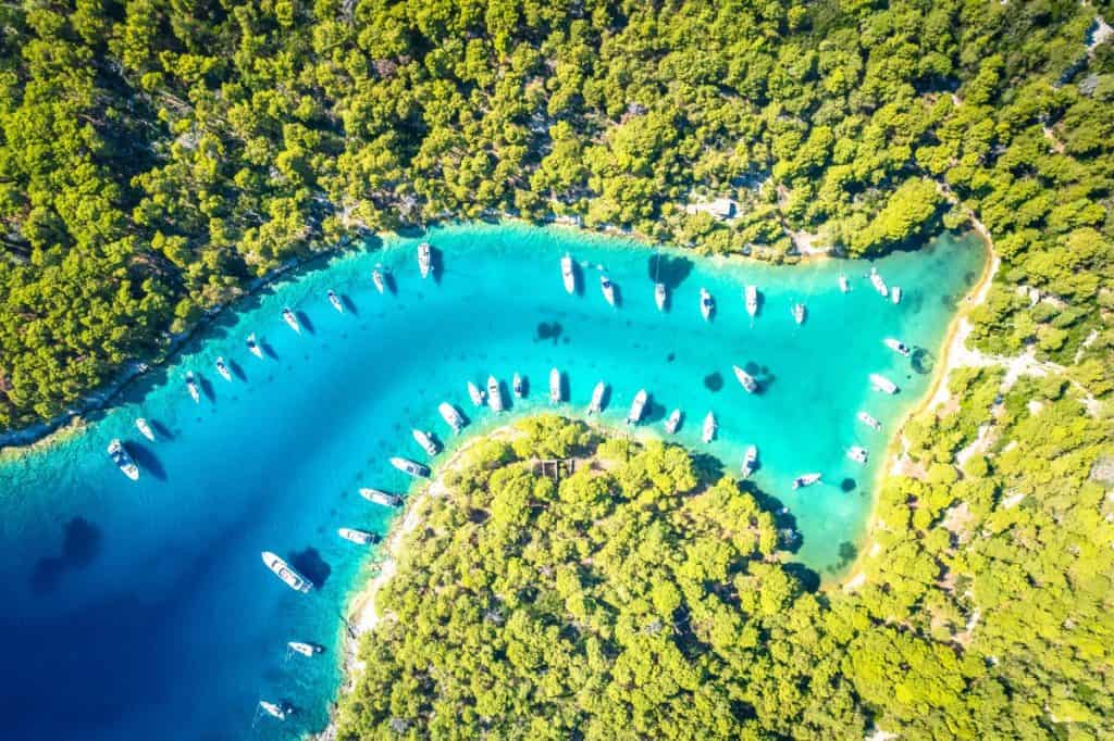 Turistički vodič: Najčarobnija morska mjesta otoka Hvara